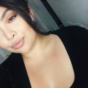 Meet your Posher, Evelyn